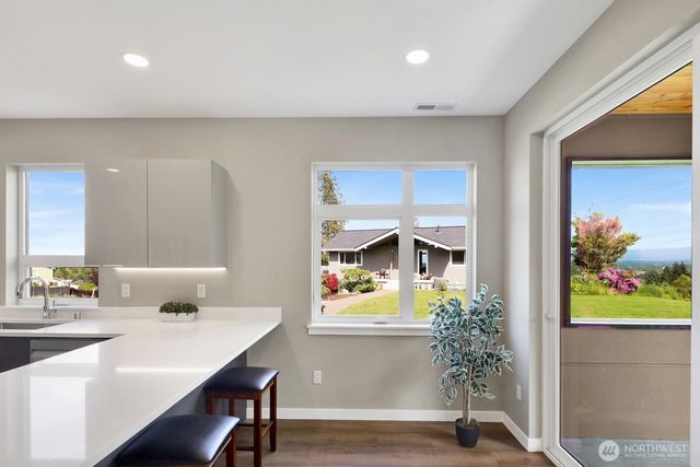 2205 Vista Springs Lane, Ferndale, WA 98248