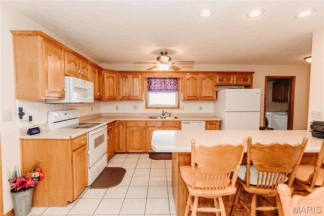 12810 N Highway, Dixon, MO 65459