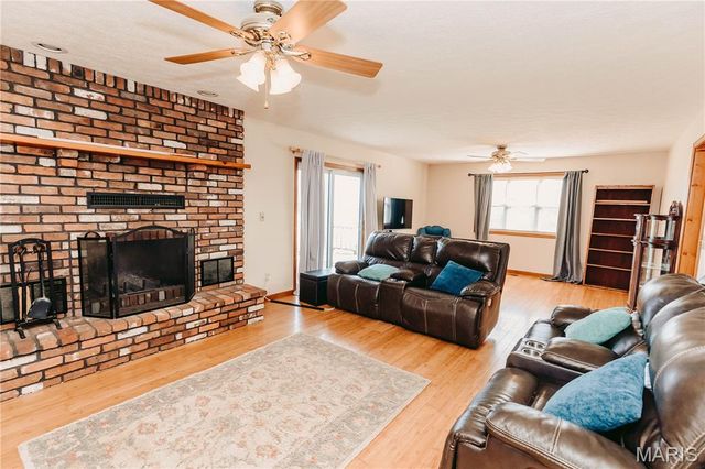 12810 N Highway, Dixon, MO 65459