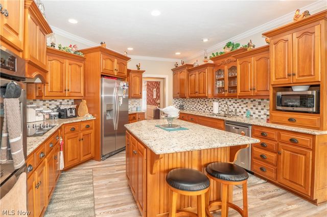 8114 Lisbon Street E, East Canton, OH 44730