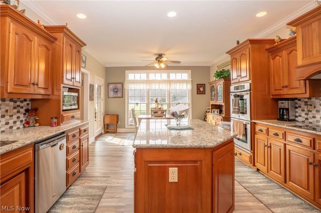 8114 Lisbon Street E, East Canton, OH 44730