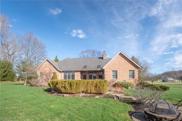 8114 Lisbon Street E, East Canton, OH 44730