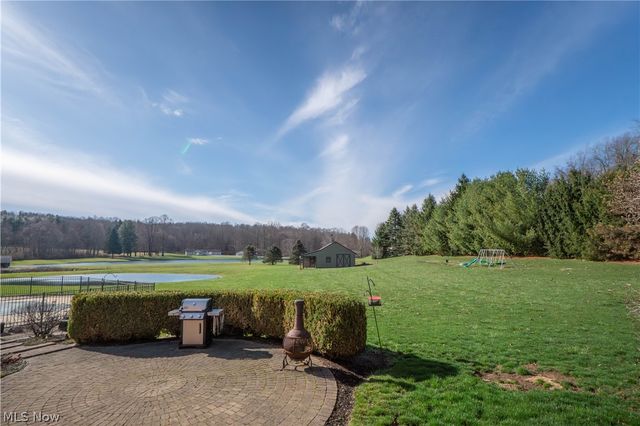 8114 Lisbon Street E, East Canton, OH 44730