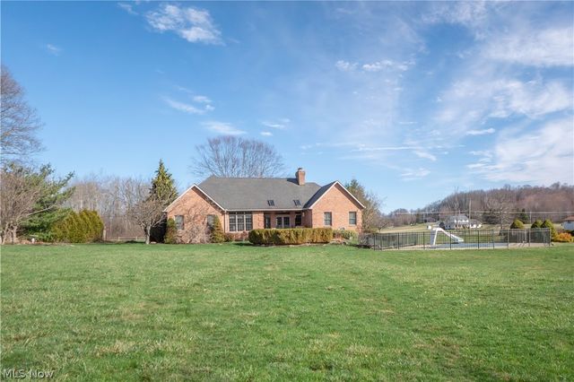 8114 Lisbon Street E, East Canton, OH 44730