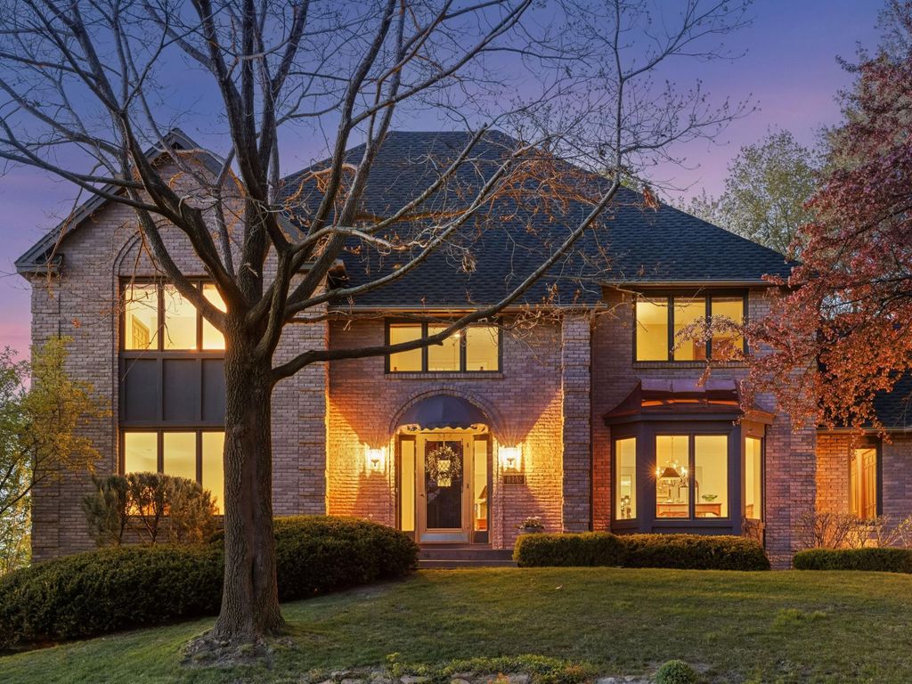 11202 Mount Curve Road, Eden Prairie, MN 55347 — exterior