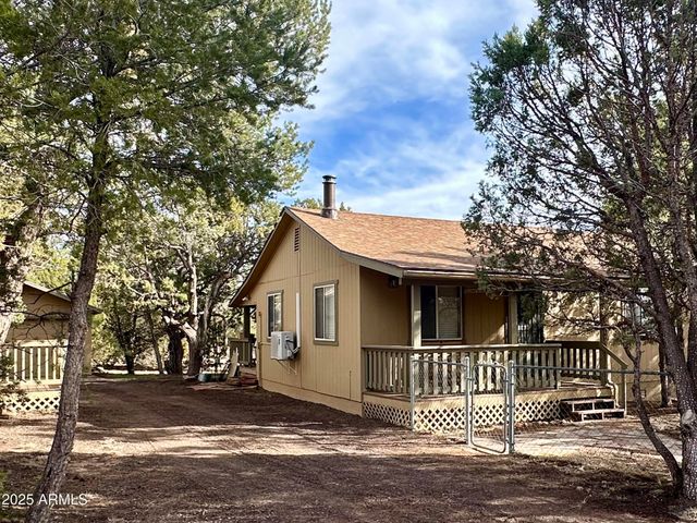 2927 Wildcat Trail, Overgaard, AZ 85933