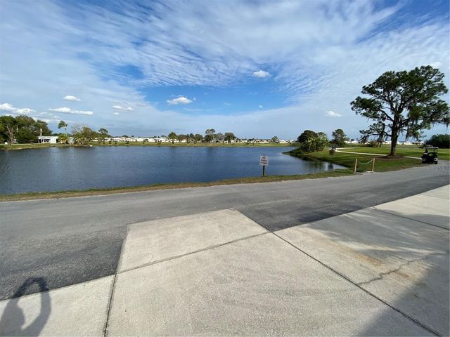 340 FAIRWAY BOULEVARD, Frostproof, FL 33843