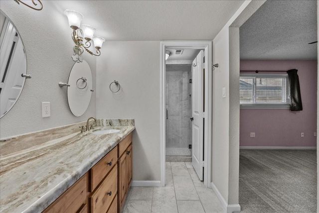 5405 Rockland Drive, Pearland, TX 77584