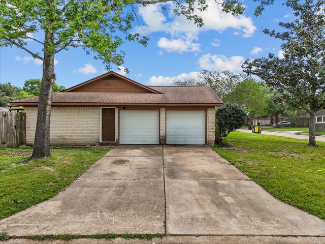 5405 Rockland Drive, Pearland, TX 77584