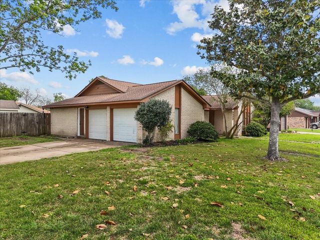 5405 Rockland Drive, Pearland, TX 77584