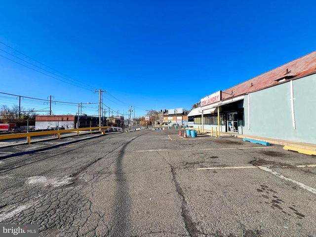 1019-49 W SEDGLEY AVE, Philadelphia, PA 19140