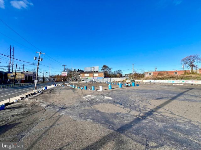 1019-49 W SEDGLEY AVE, Philadelphia, PA 19140