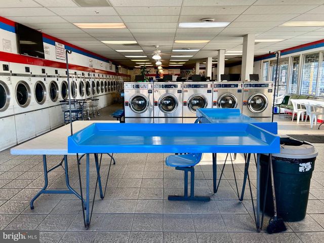 1019-49 W SEDGLEY AVE, Philadelphia, PA 19140