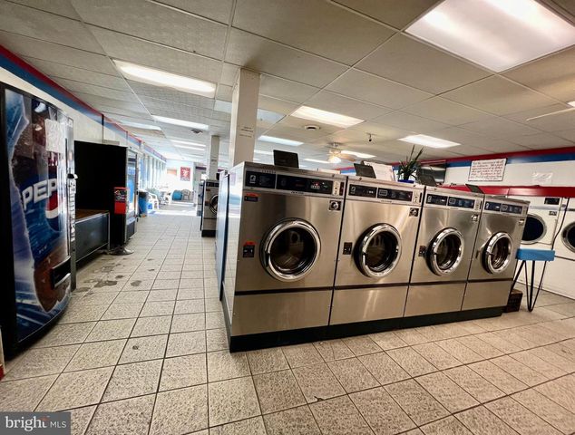 1019-49 W SEDGLEY AVE, Philadelphia, PA 19140