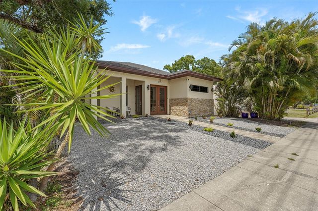 1775 7TH STREET, Sarasota, FL 34236