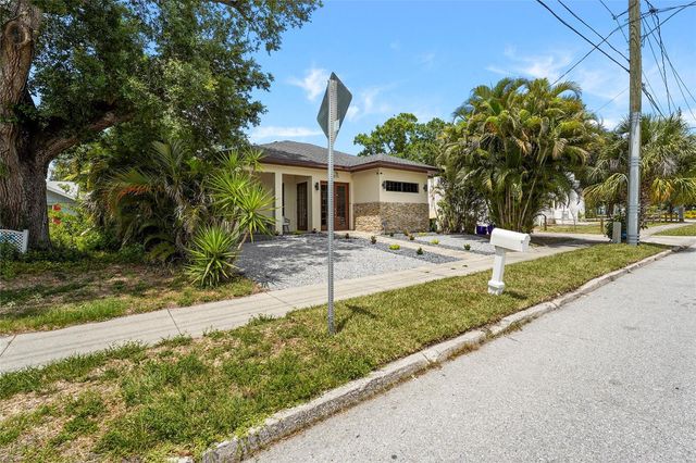 1775 7TH STREET, Sarasota, FL 34236
