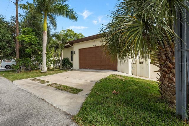 1775 7TH STREET, Sarasota, FL 34236