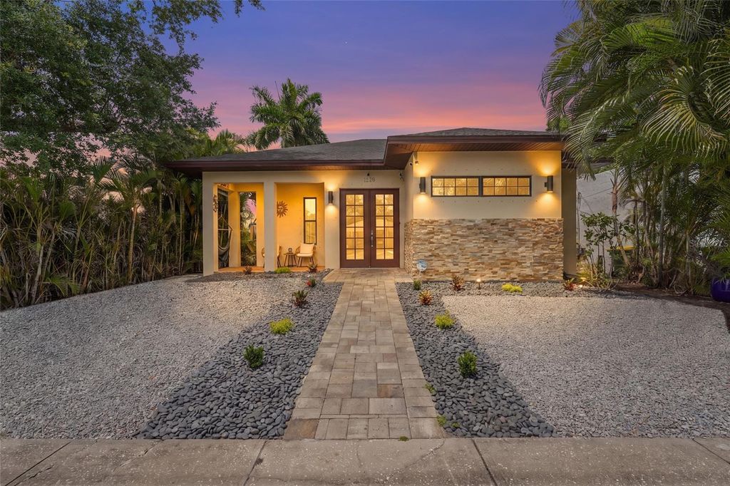 1775 7TH STREET, Sarasota, FL 34236