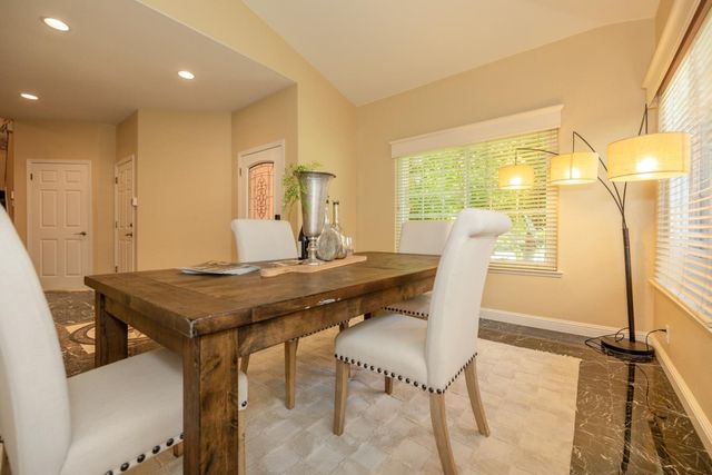 369 Calle Cerro, Morgan Hill, CA 95037