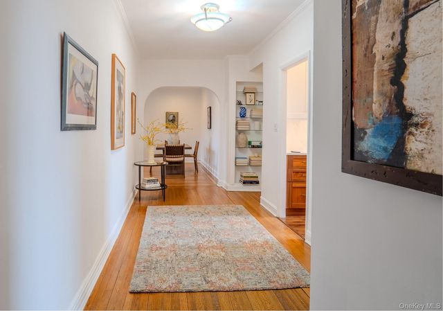 21 Barstow Road 5K, Great Neck, NY 11021