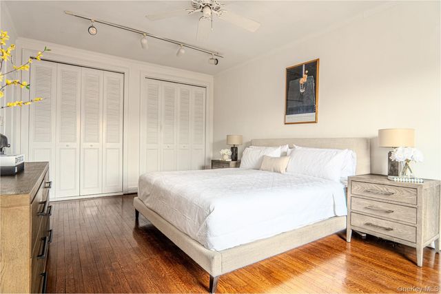 21 Barstow Road 5K, Great Neck, NY 11021