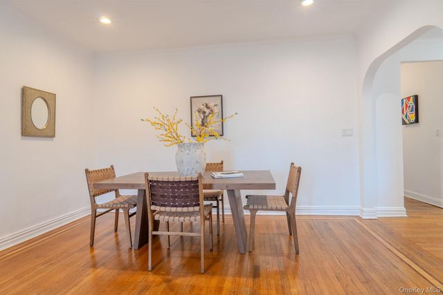 21 Barstow Road 5K, Great Neck, NY 11021