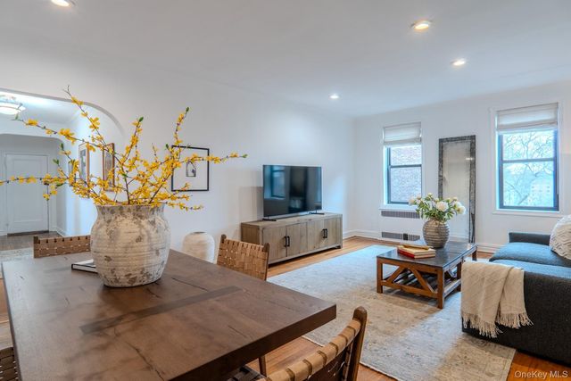 21 Barstow Road 5K, Great Neck, NY 11021