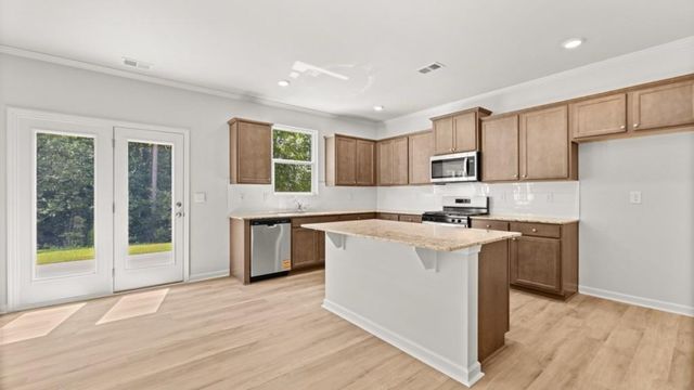 119 Crooked Lake Park, Villa Rica, GA 30180