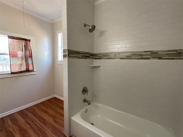 1203 E Third Street, Hallettsville, TX 77964