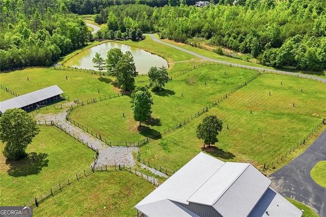 445 E Valley Road NE, Rydal, GA 30171