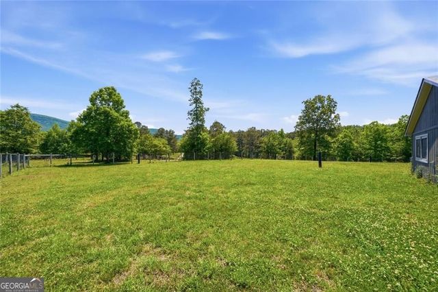 445 E Valley Road NE, Rydal, GA 30171