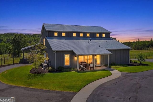 445 E Valley Road NE, Rydal, GA 30171