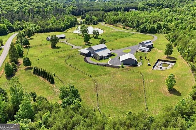 445 E Valley Road NE, Rydal, GA 30171