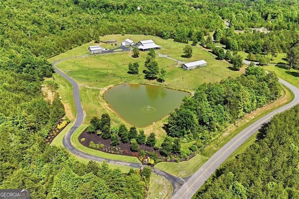 445 E Valley Road NE, Rydal, GA 30171