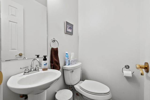 31664 Fish Hatchery Road, Kalamazoo, MI 49009