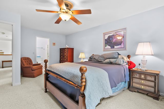 31664 Fish Hatchery Road, Kalamazoo, MI 49009