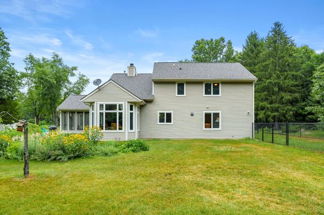 31664 Fish Hatchery Road, Kalamazoo, MI 49009