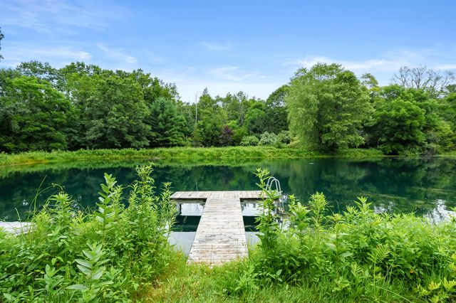 31664 Fish Hatchery Road, Kalamazoo, MI 49009