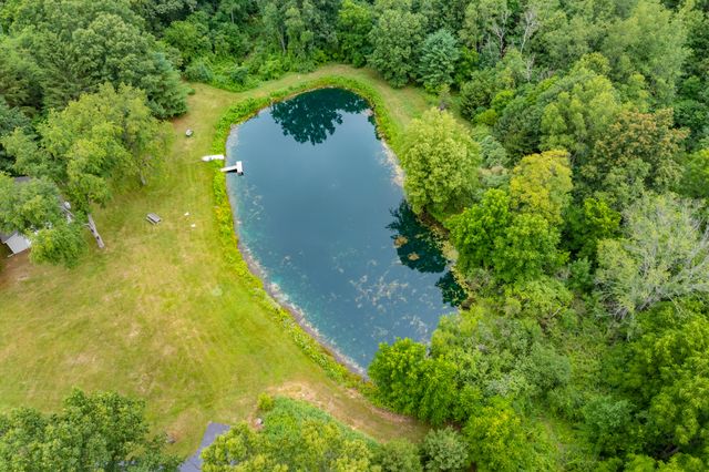 31664 Fish Hatchery Road, Kalamazoo, MI 49009