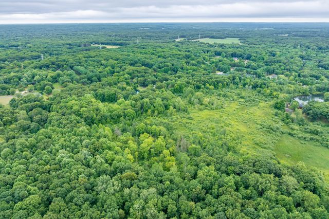 31664 Fish Hatchery Road, Kalamazoo, MI 49009