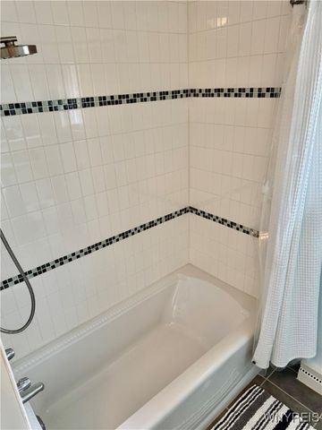 201 Oak Street, Batavia City, NY 14020