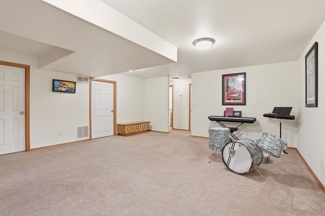 1303 N Simpson Rd, Liberty Lake, WA 99019