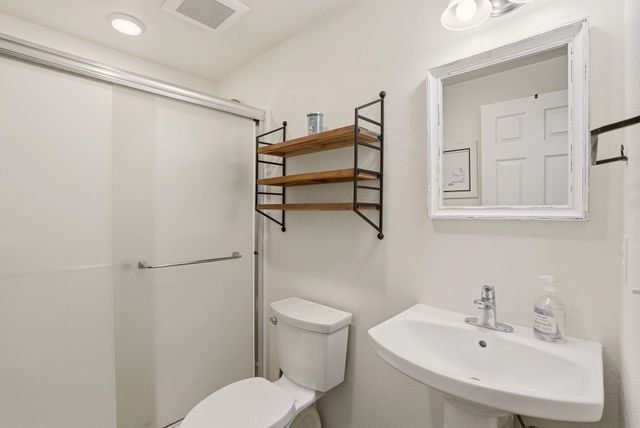 1303 N Simpson Rd, Liberty Lake, WA 99019