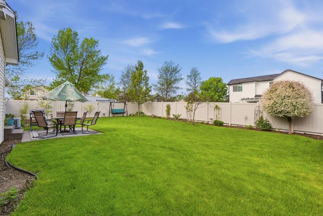 1303 N Simpson Rd, Liberty Lake, WA 99019