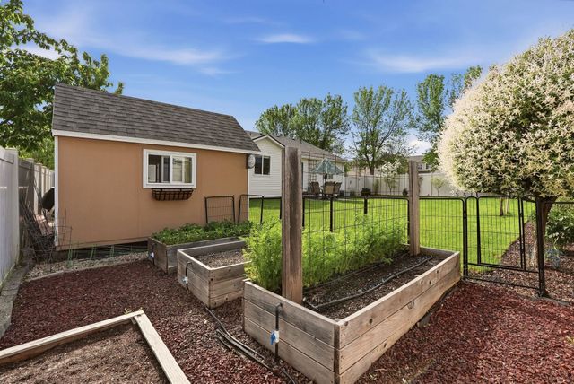 1303 N Simpson Rd, Liberty Lake, WA 99019