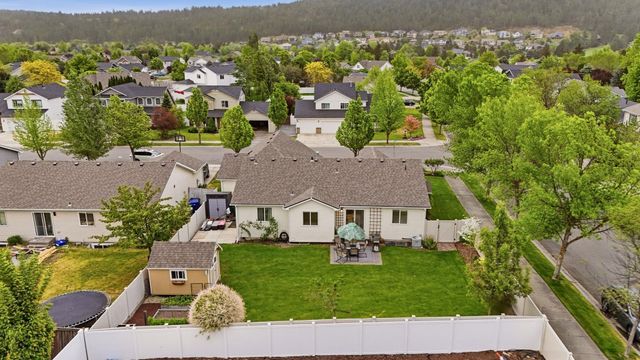1303 N Simpson Rd, Liberty Lake, WA 99019