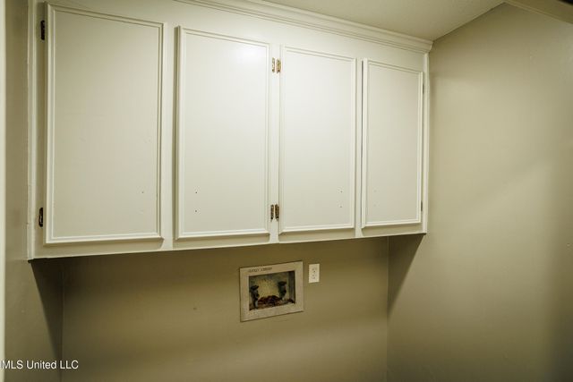 141 N Eagle Ridge Drive, Florence, MS 39073