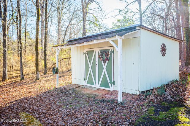 141 N Eagle Ridge Drive, Florence, MS 39073