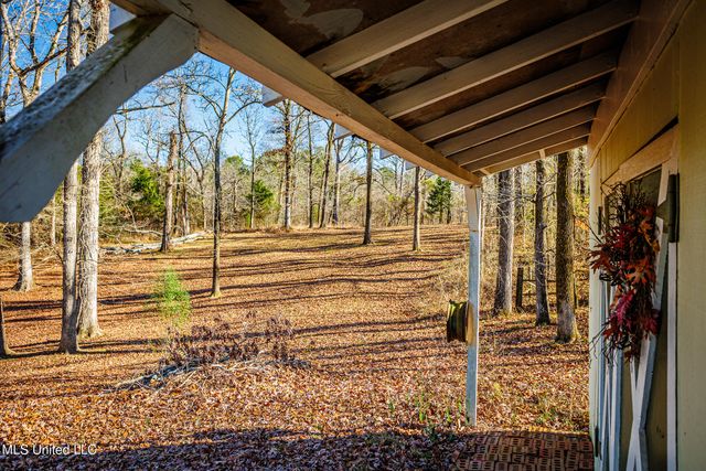 141 N Eagle Ridge Drive, Florence, MS 39073
