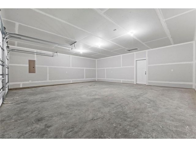 713 David Way, Isanti, MN 55040